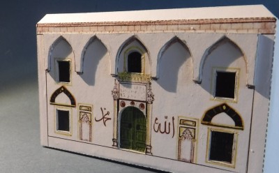 ... et je les ai recollées au mur.