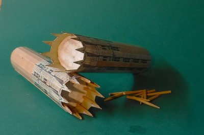 …plancher installé et cure-dents collés…