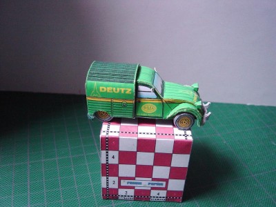 2CV fourgon Deutz 10.jpg